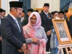 1762759442_6911931204d2d_anak_jenderal_besar_tni_soeharto_siti_hardijanti_rukmana_dan_bambang_trihatmodjo_di_istana_negara_jakarta_antara_foto-hafidz_mubarak_a
