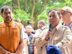 FOTO-KLIK_Gubernur-Aceh-Dampingi-Presiden-Prabowo-Tinjau-Lokasi-Bencana-di-Aceh-Tamiang-dan-Bener-Meriah