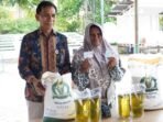 jelang-ramadhan-pemerintah-salurkan-bantuan-beras-dan-minyak-goreng-untuk-33-2-juta-keluarga-6991b7873bbb4